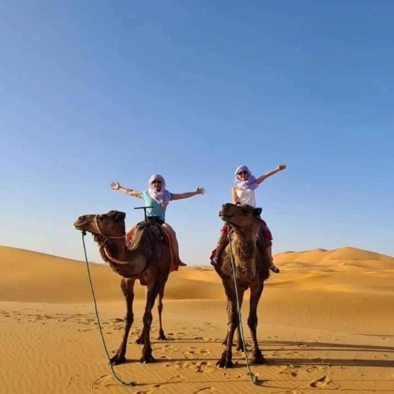 Blue Sky Luxury Camp Hotel Merzouga Exterior foto