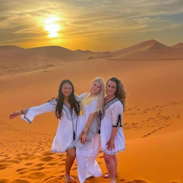 Blue Sky Luxury Camp Hotel Merzouga Exterior foto